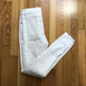 Parisian Women's Skinny Jeans in White